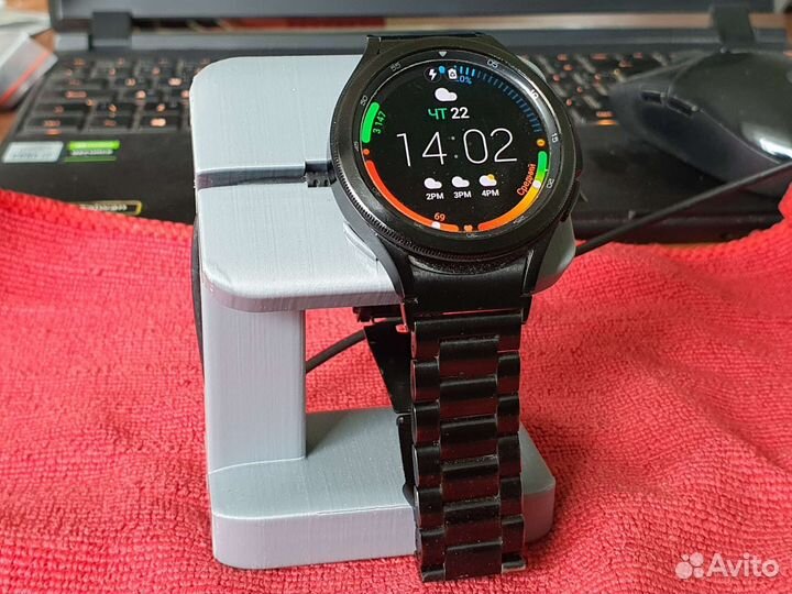 Подставка для беспроводной зарядки часов