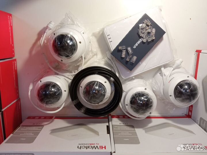 HiWatch комплект видеонаблюения на 5 камер 4Мп