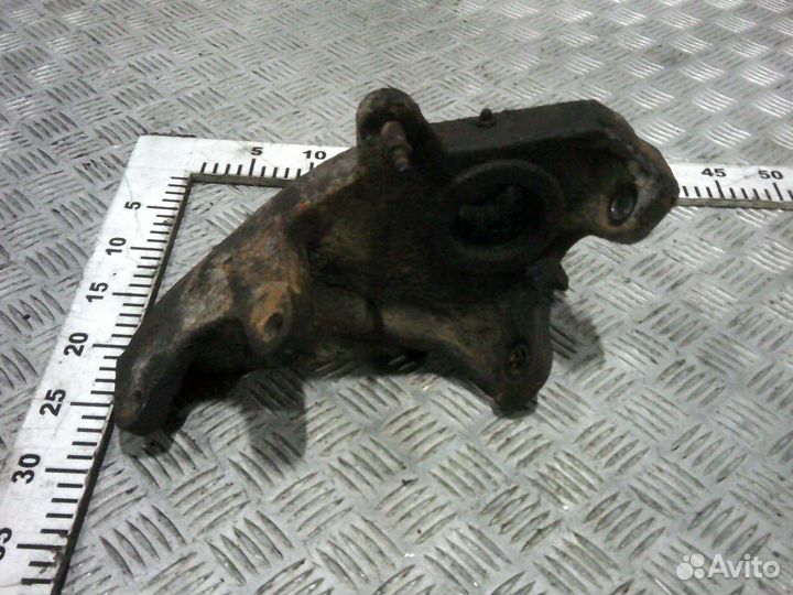 Кронштейн (опора) тормозного вала правый Scania 2026651