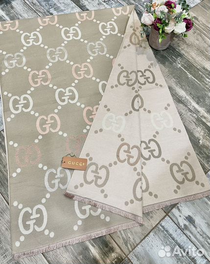 Палантин кашемировый Gucci бежевый двухсторонний