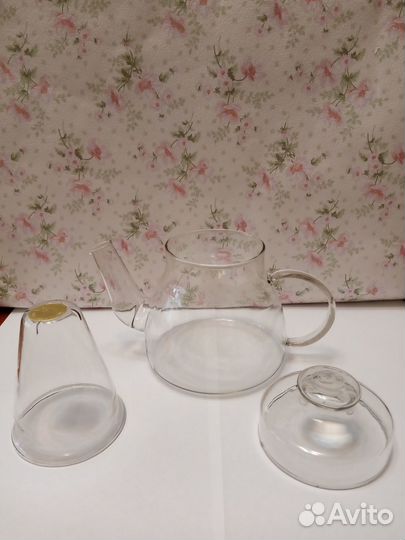 Стеклянные заварочный чайник и молочник врем. СССР