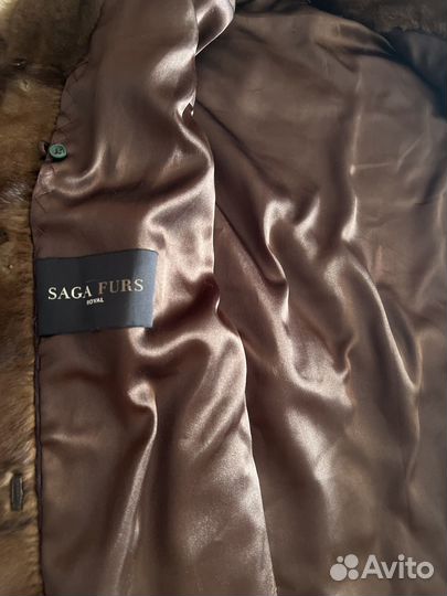 Норковая шуба с капюшоном бренда Saga Furs