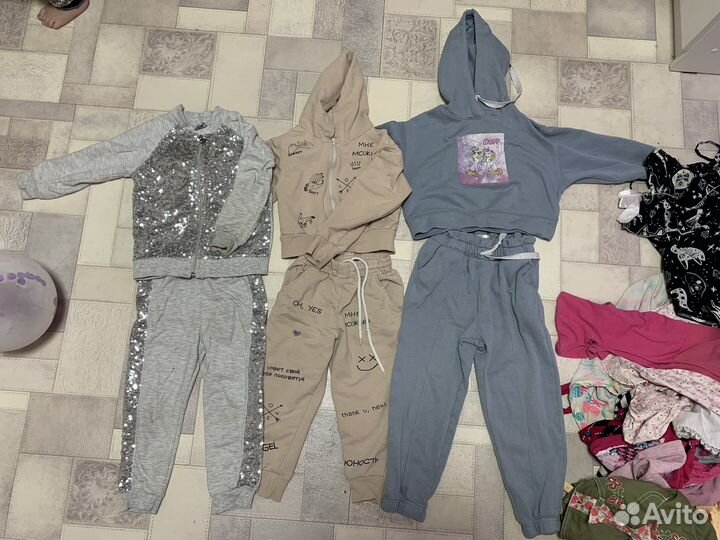 Пакет одежды на девочку 104 110