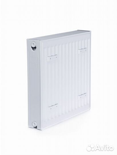 Стальной панельный радиатор axis 22 500x 500 Clas
