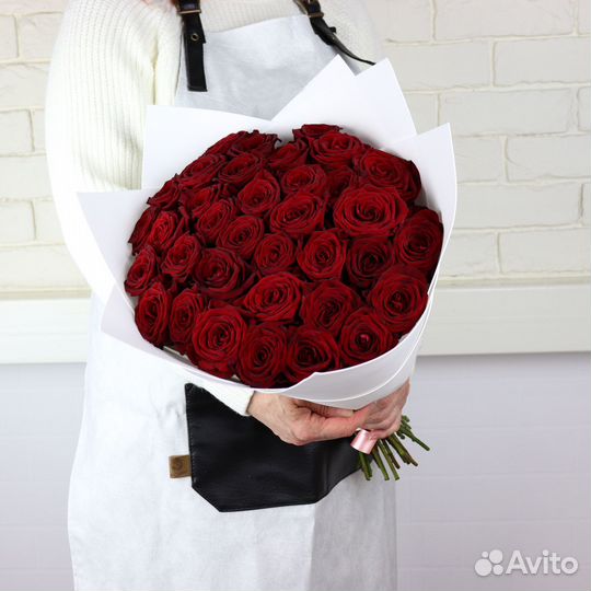 Красные розы - красивый букет, доставим по городу