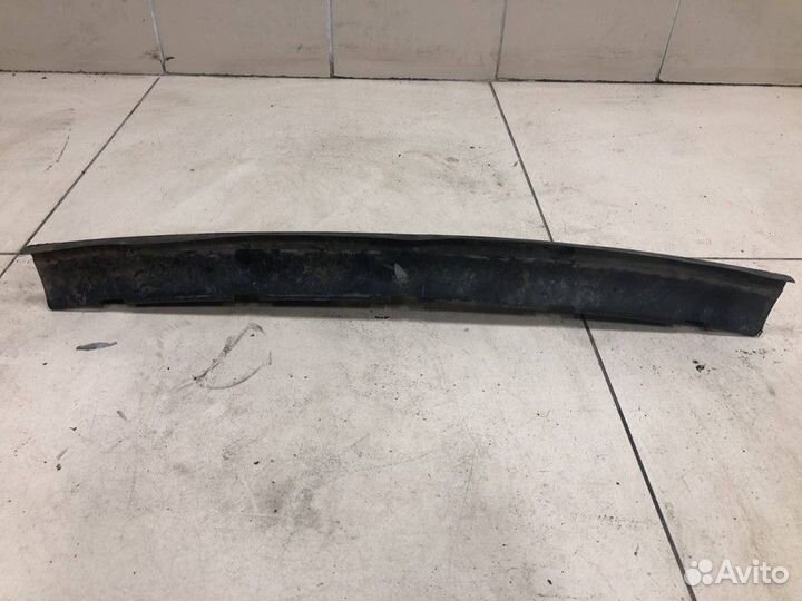 Накладка усилителя переднего бампера