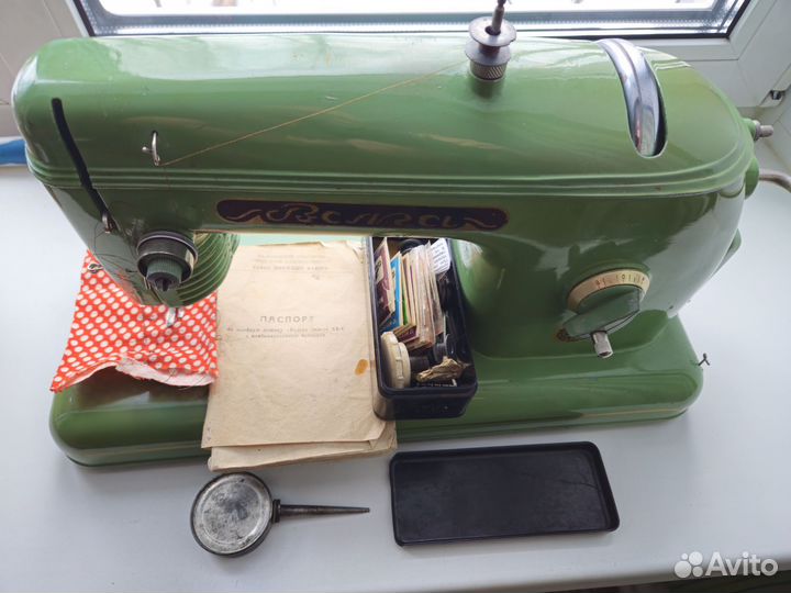 Швейная машина волга