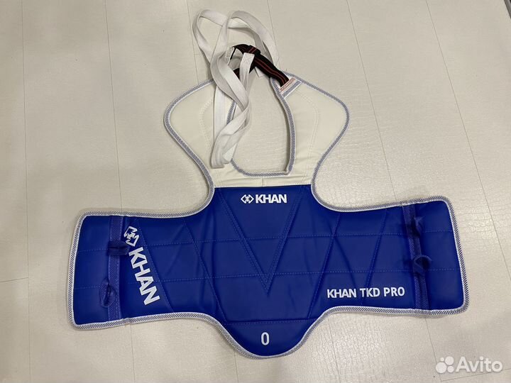 Форма для тхэквондо 150 и защита khan