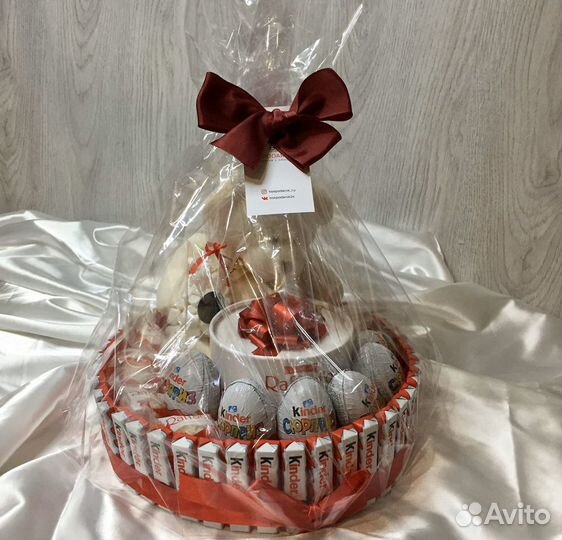 Торт из Киндера (подарок 8 марта)