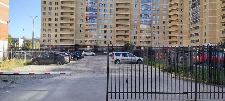 Машиноместо, 16 м²