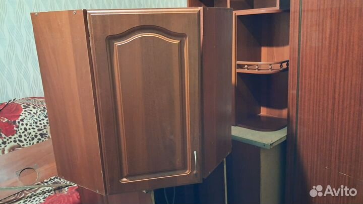 Кухонный гарнитур угловой б/у