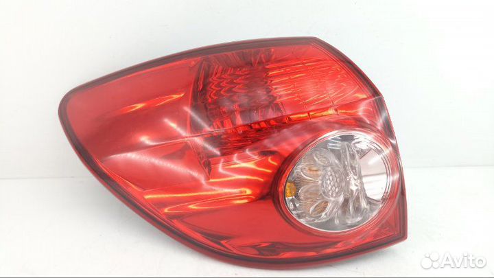 Стоп левый Nissan Wingroad Y12