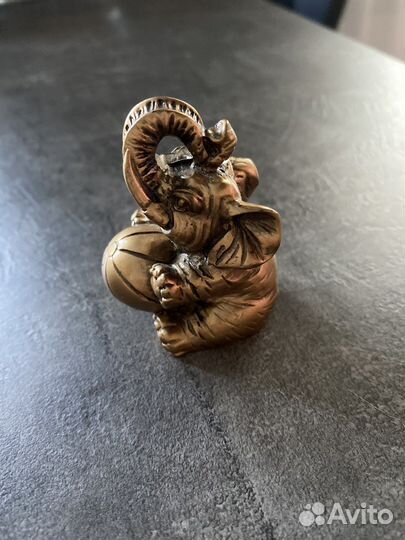 Статуэтка слоник