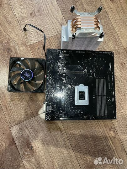 Материнская плата с кулером
