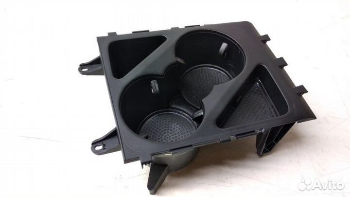 Подстаканник Volkswagen Passat Cc 2.0 2008