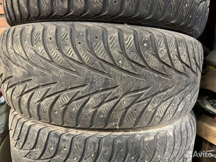 Yokohama Ice Guard Stud IG55 235/55 R19 101T