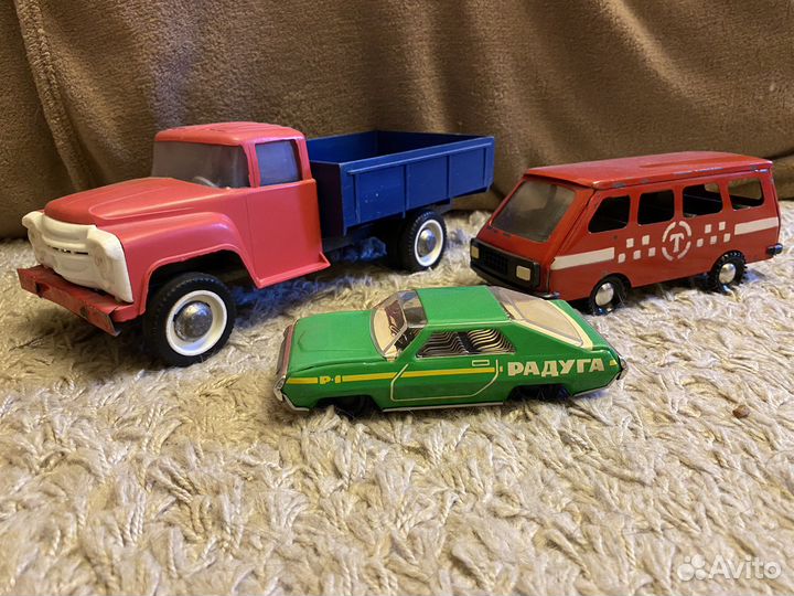 Коллекция больших машинок СССР