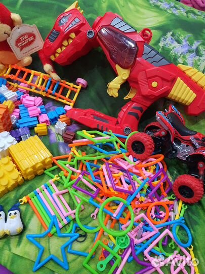 Lego duplo 2конструктора и др игрушки