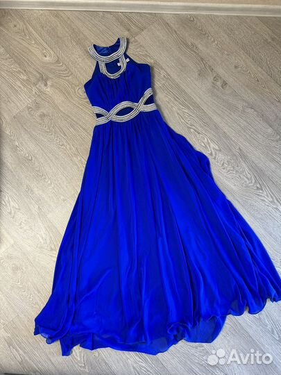Платье на выпускной со шлейфом