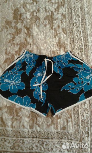 Б/у летние шорты для девушек р.M