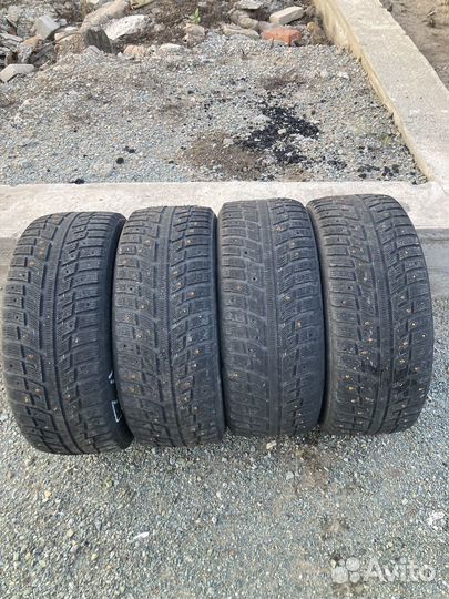 Kumho I'Zen KW22 235/50 R18