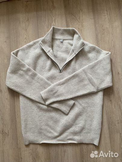 Свитер Uniqlo