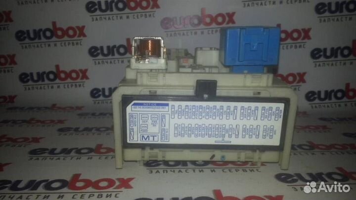 Блок предохранителей Toyota Avensis III 2009