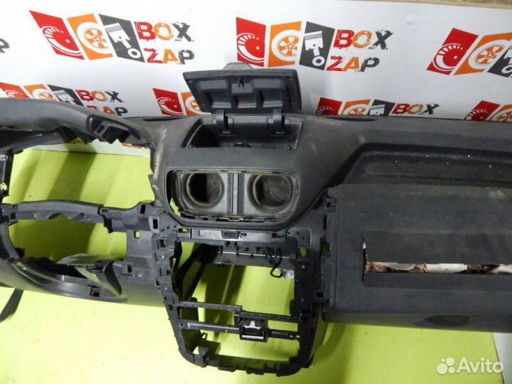 Панель торпеда Nissan Terrano 3 D10 2.0 2018