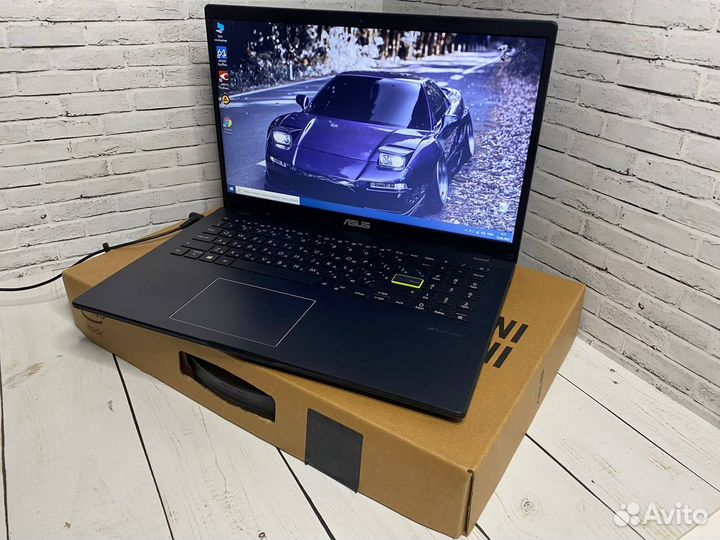 Мощный ультрабук Asus SSD / 4 ядра