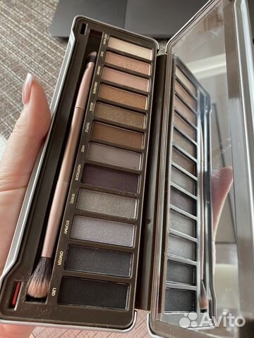 Палетка теней absolute new york icon