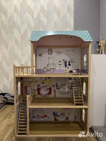 Кукольный домик