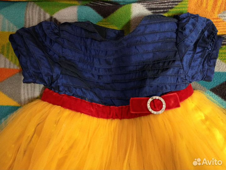 Нарядное платье для девочки