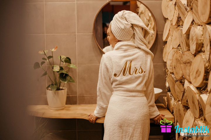 Халаты с вышивкой