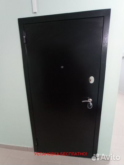 Входная дверь в квартиру с установкой