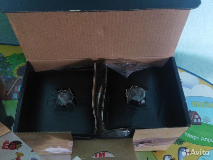 Солонка и перечница, бутылочки для масел