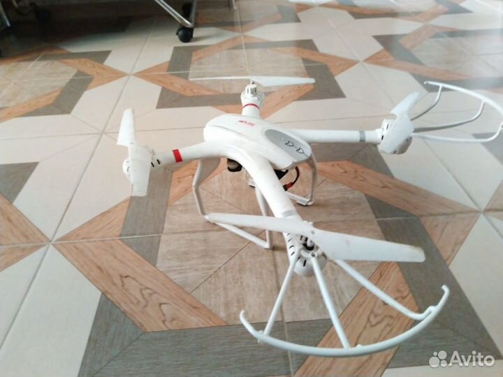 Квадрокоптер на запчасти