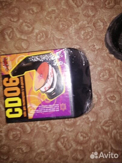 Контейнер - жесткий бокс для дисков