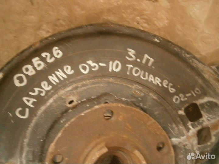 Кулак поворотный задний правый Porsche Cayenne 200