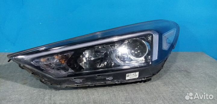 Фара левая Hyundai Tucson 3