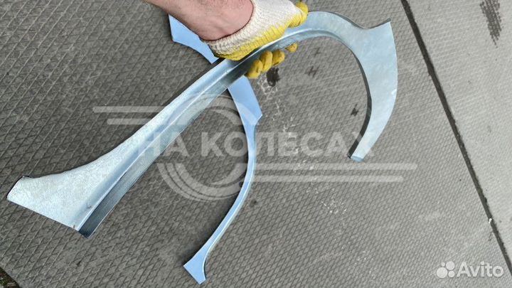 Задние арки Toyota RAV4 III (XA30)