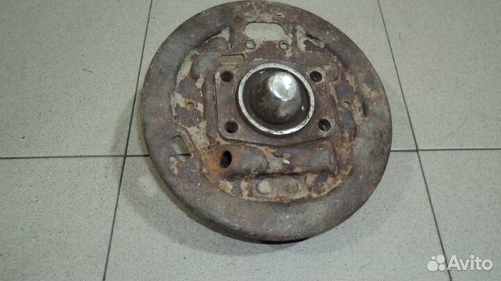 Щит опорный задний правый Hyundai Getz