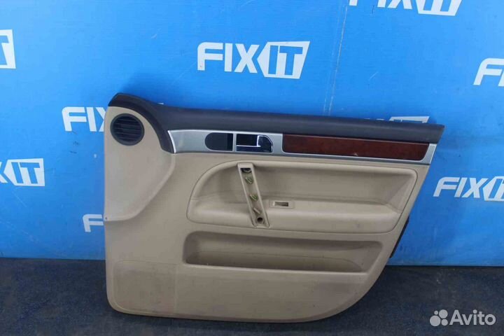 Обшивка двери Volkswagen Touareg (Фольксваген Туар