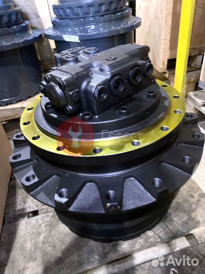 Редуктор хода Hitachi ZX160