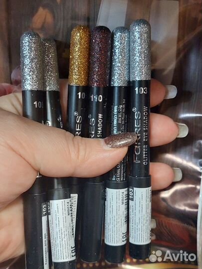 Карандаш для век серебро