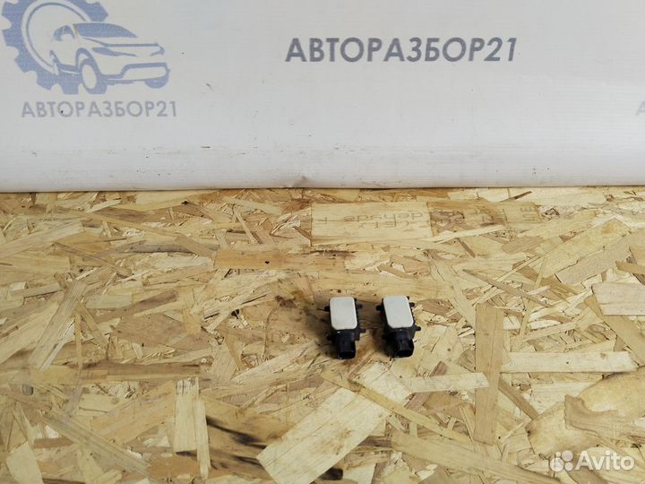 Датчик удара Mazda BK3