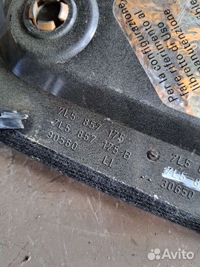 Накладка торпеды на Porsche Cayenne