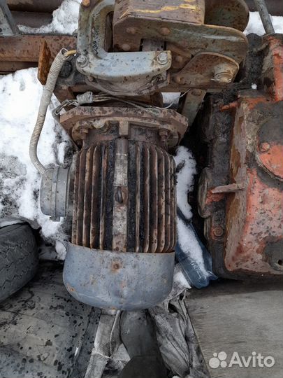 Продам лебедку, оборудование