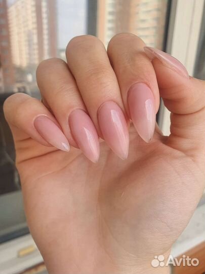 Маникюр с покрытием гель-лаком