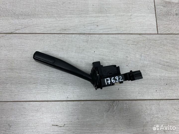 Подрулевой переключатель поворотников Volkswagen