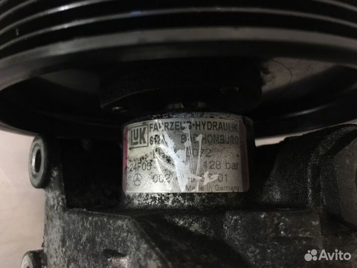 Насос гидроусилителя руля Mercedes C-Class W203